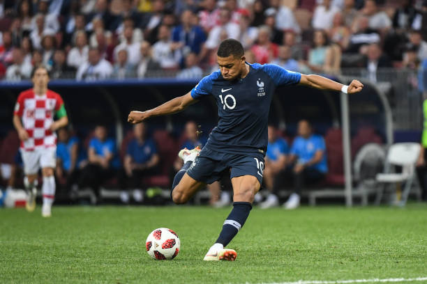 张琳艳凭借 张琳艳凭借